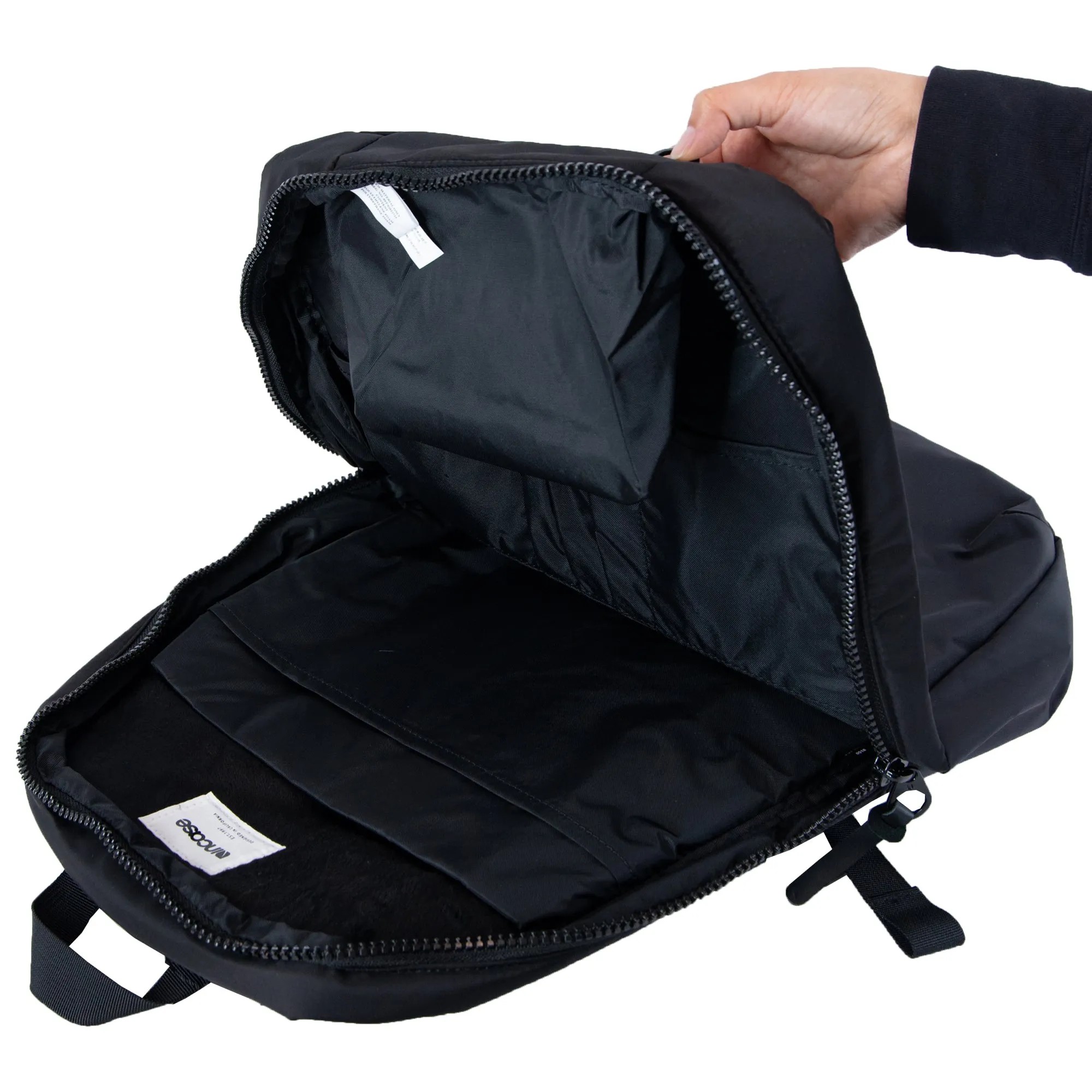 Incase Compass Backpack w/ Flight Nylon - Black