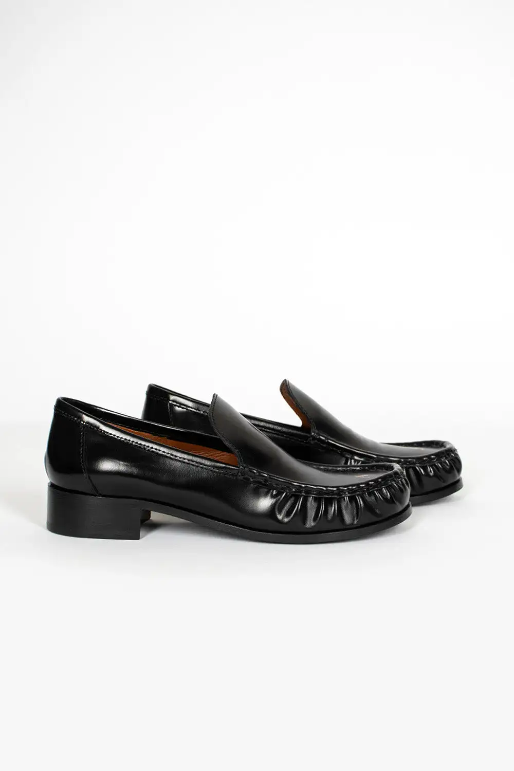 Initial Loafers Black