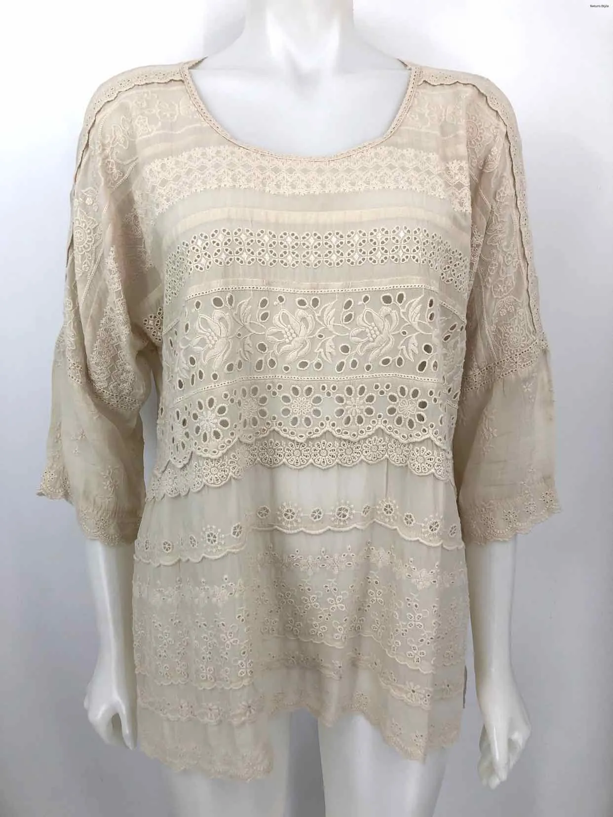 JOHNNY WAS Cream Eyelet Embroidered Size LARGE  (L) Top