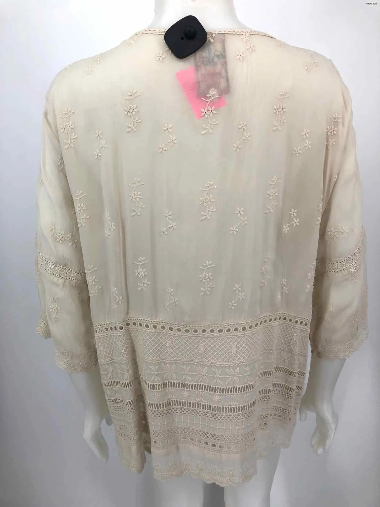 JOHNNY WAS Cream Eyelet Embroidered Size LARGE  (L) Top