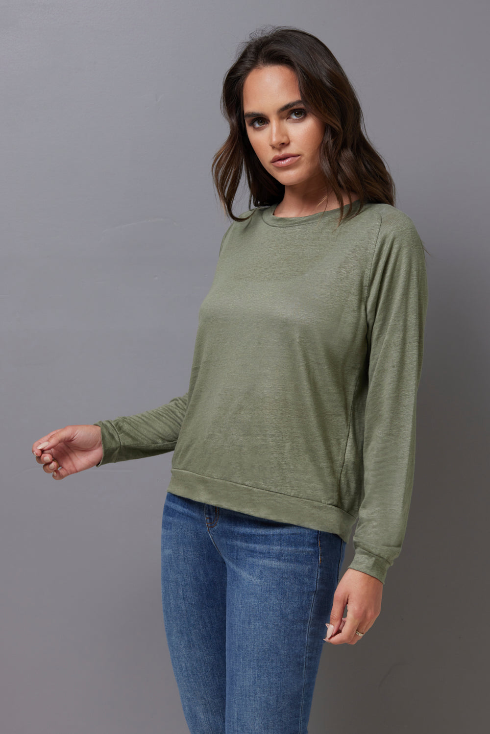 Majestic Long Sleeve Linen Pullover in Kaki