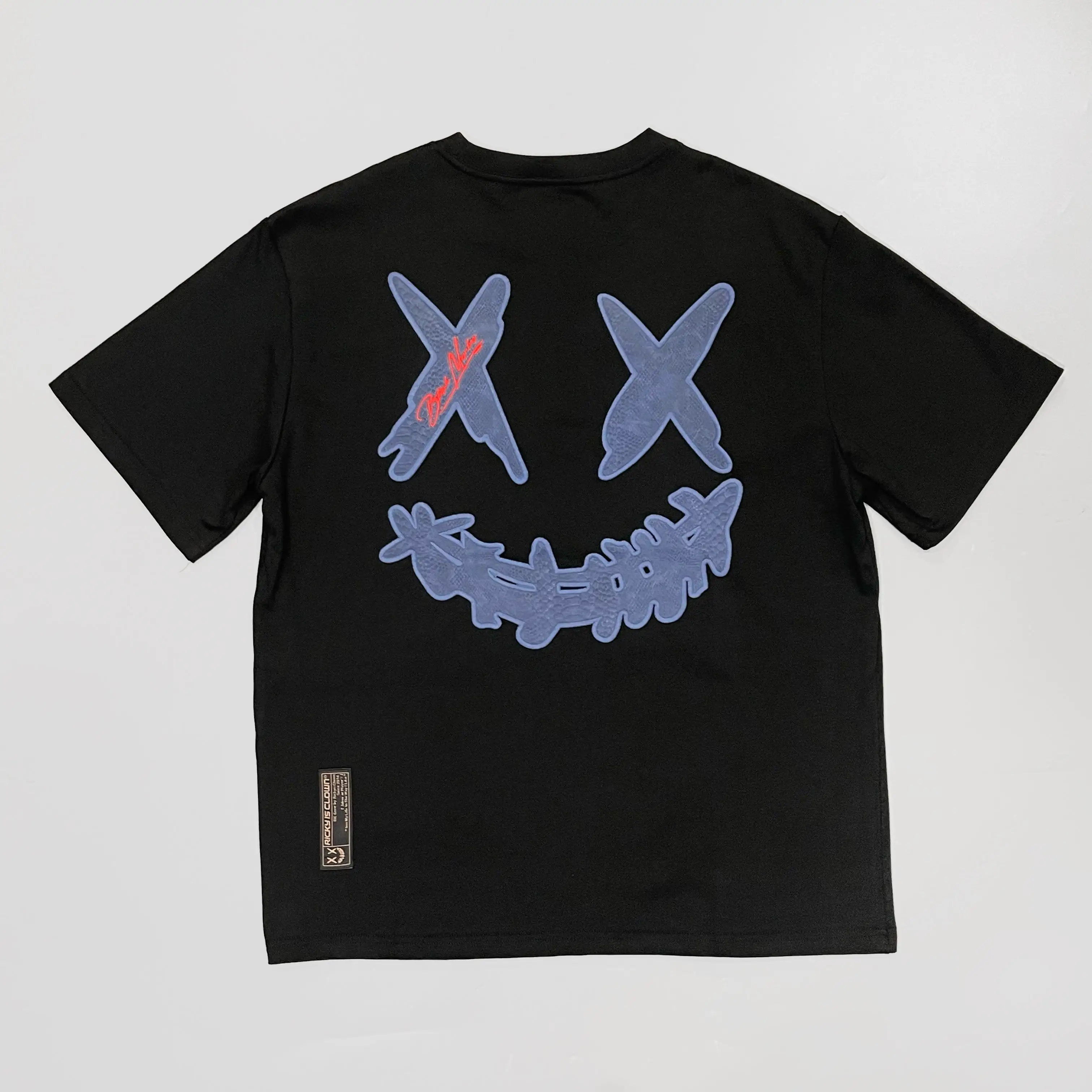 Rickyisclown [RIC] Mamba Embossed Smiley Tee Black Blue [R4220222B-N5]