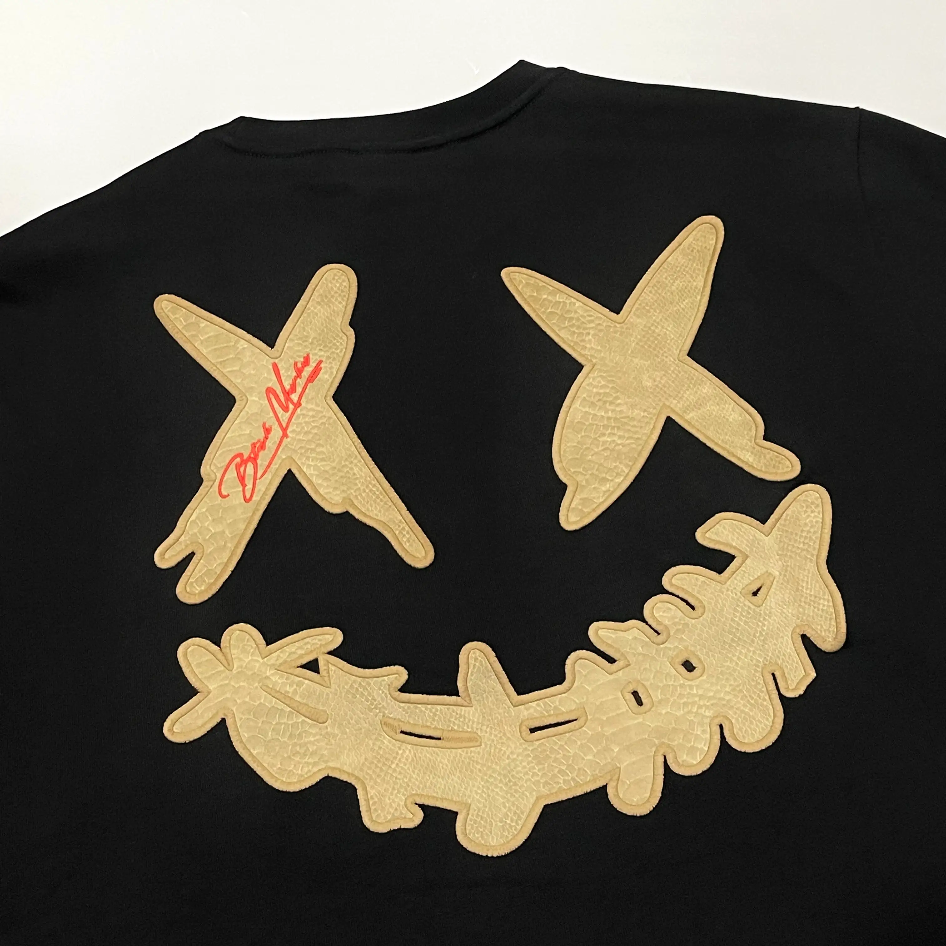 Rickyisclown [RIC] Mamba Embossed Smiley Tee Black Taupe [R4220222B-N5]